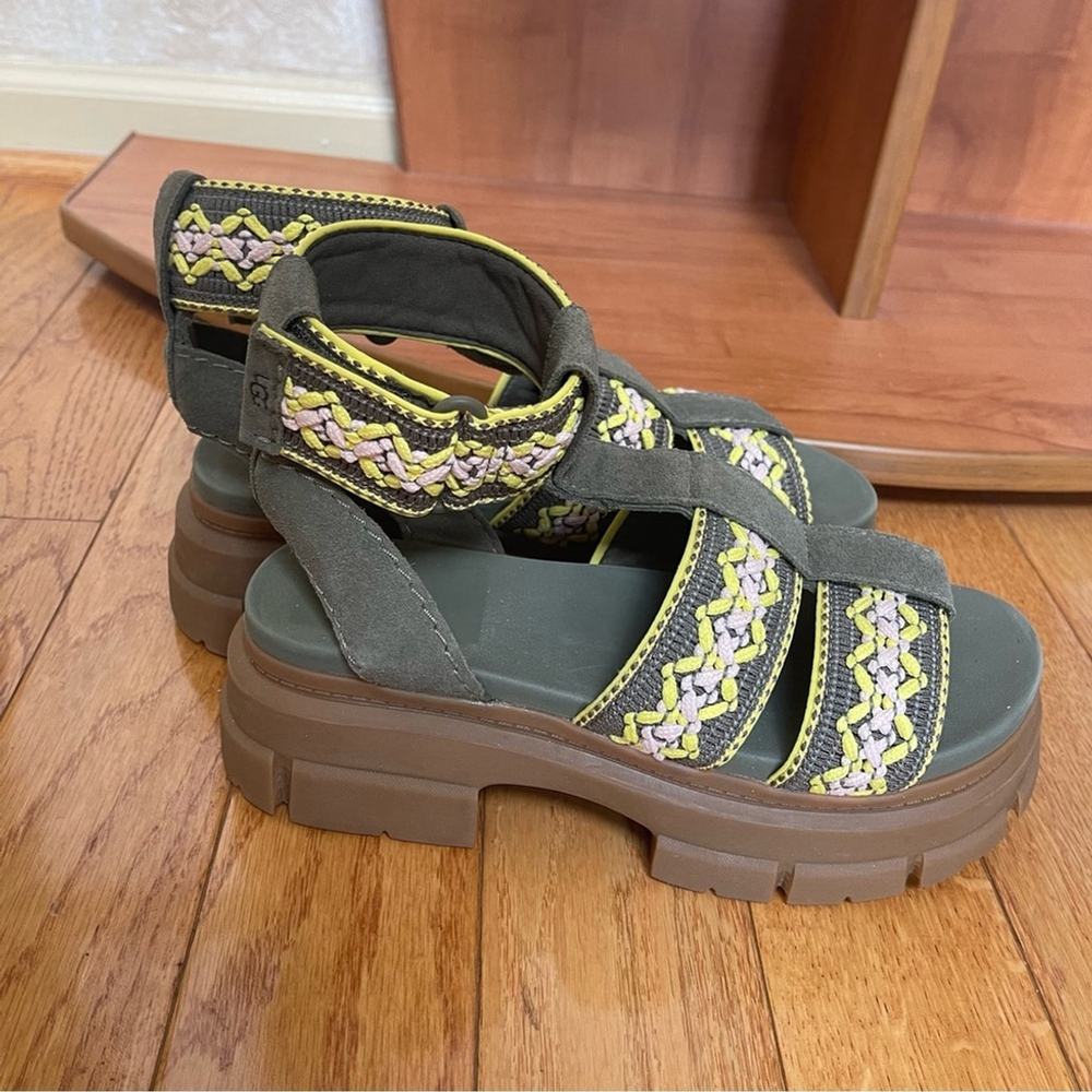 UGG ASHTON HERITAGE BRAID STRAPPY BURNT OLIVE CHUNKY SANDALS US 8 Boho Lug Sole - Picture 6 of 12